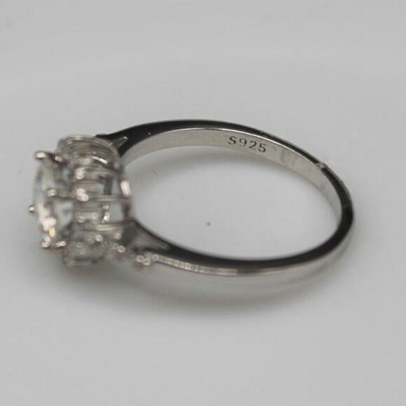 1 Ct Round Cut Moissanite Wedding Ring Halo-Style Flower Cubic Zirconia Silver 8 - Picture 5 of 13
